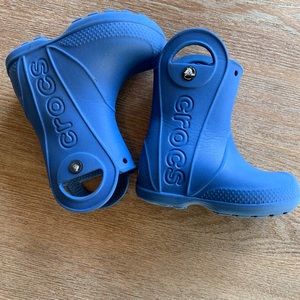Kids Croc handle rain boots